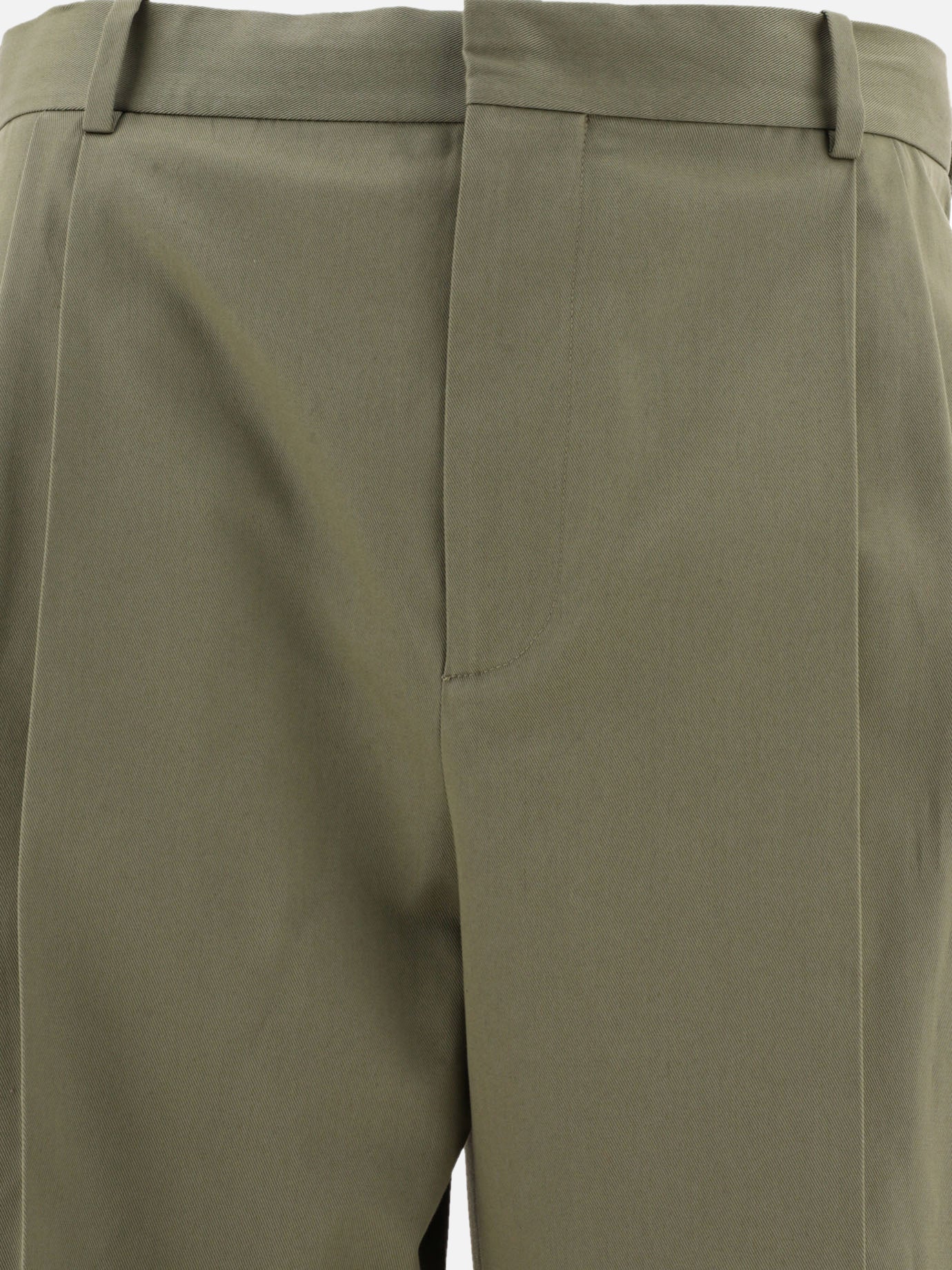 Pleated trousers