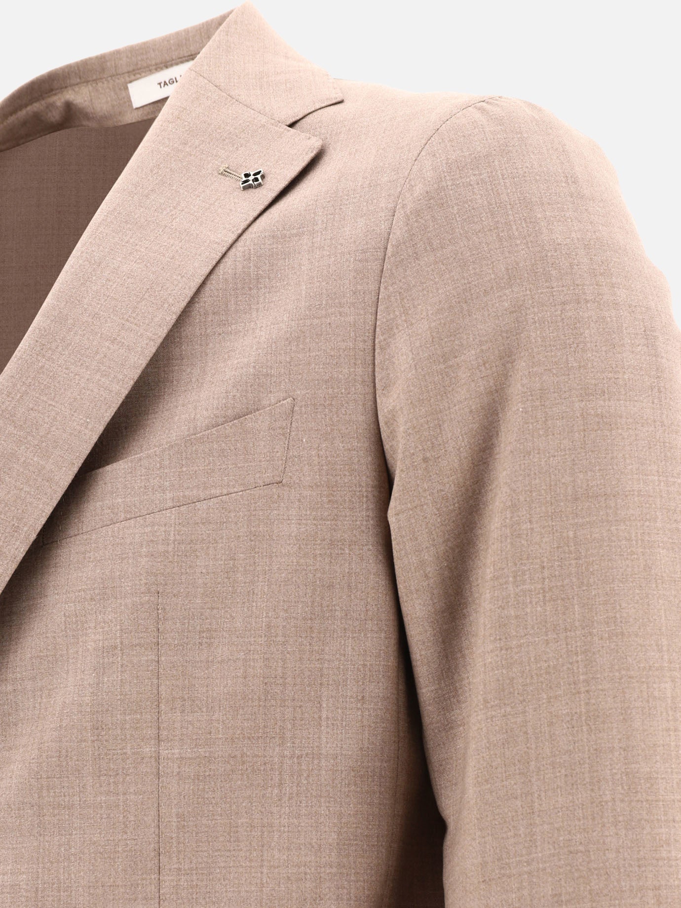 Single-breasted wool suit
