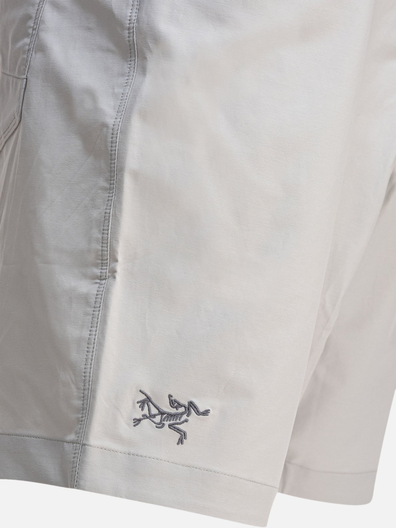 Short tecnici Solid colour  Grigio - Arc&#39;teryx Uomo | PDP | VIETTI Online Store | thumbnail_4