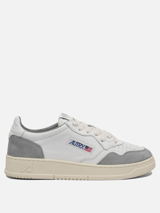 Sneaker basse 100% cow leather - 100% rubber  Grigio - Autry Uomo | PLP | VIETTI Online Store 
