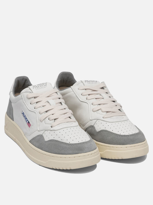 Sneaker basse 100% cow leather - 100% rubber  Grigio - Autry Uomo | PLP | VIETTI Online Store | 2
