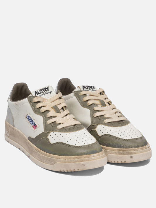 Sneaker basse 100% cow leather - 100% rubber  Verde - Autry Uomo | VIETTI Online Store | 2
