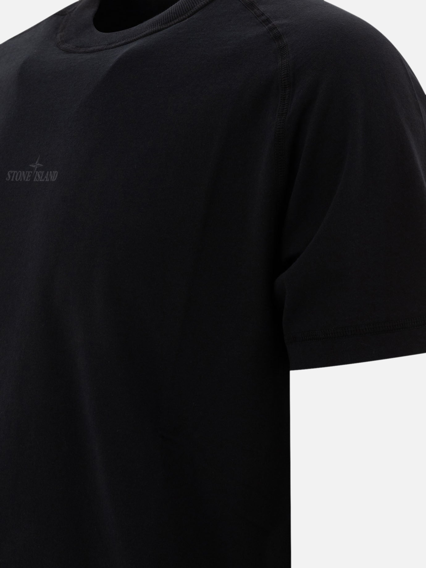 T-shirt "Institutional One "