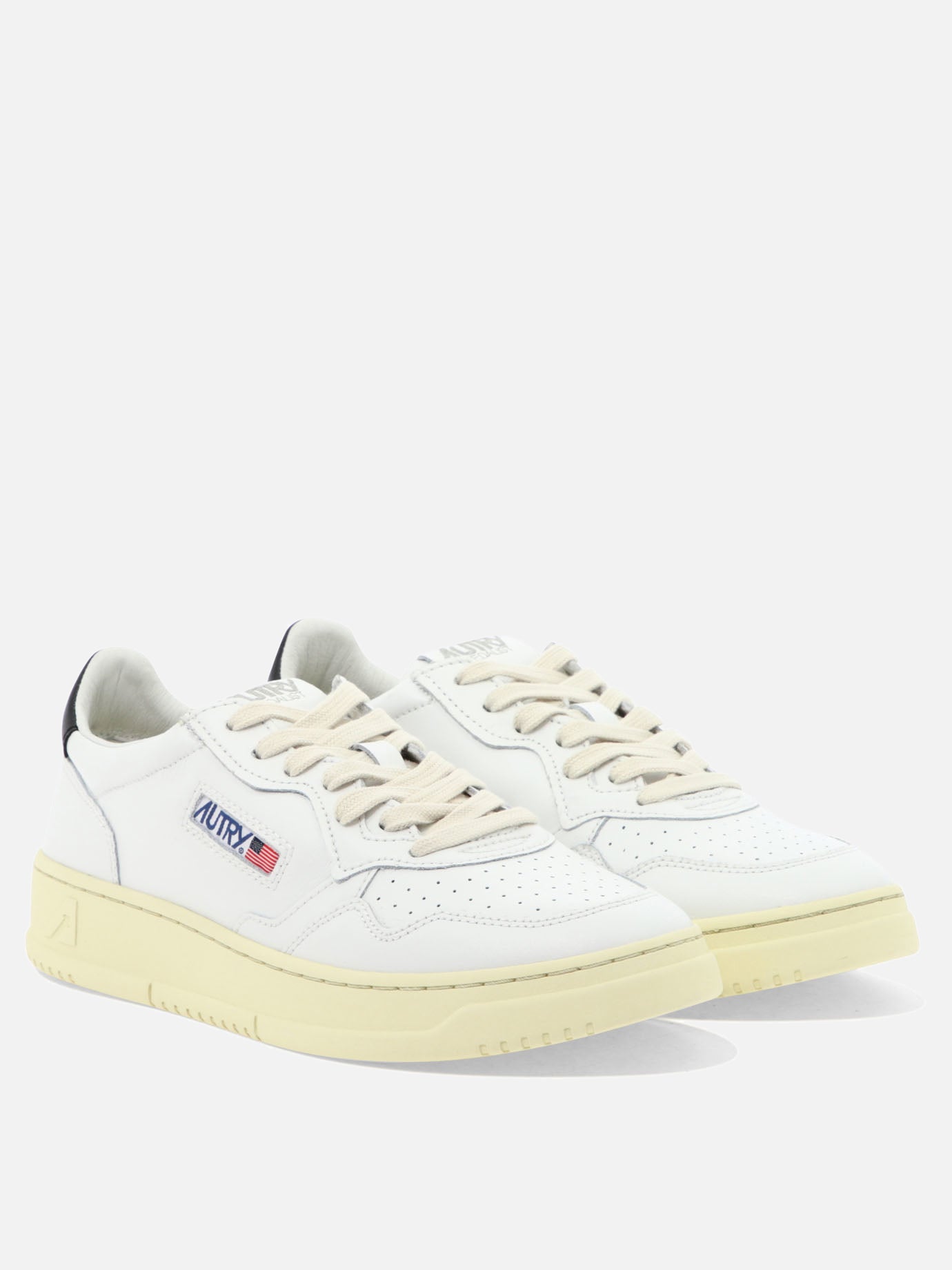 Low top sneakers 100% cow leather - 100% rubber  White - Autry Men | PDP | VIETTI Online Store | Zoom-Modal_2
