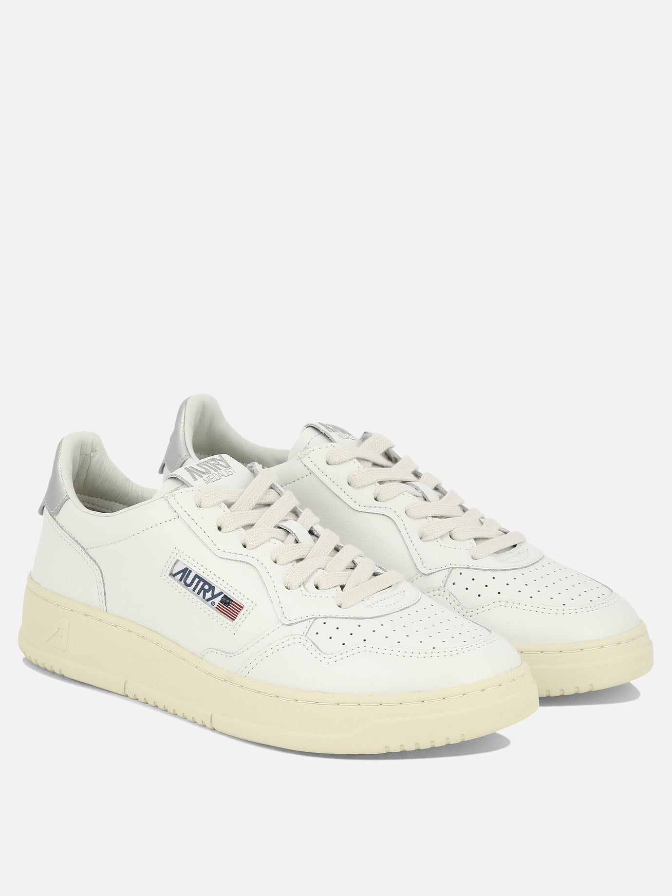 Low top sneakers 100% cow leather - 100% rubber  White - Autry Women | PDP | VIETTI Online Store | thumbnail_2