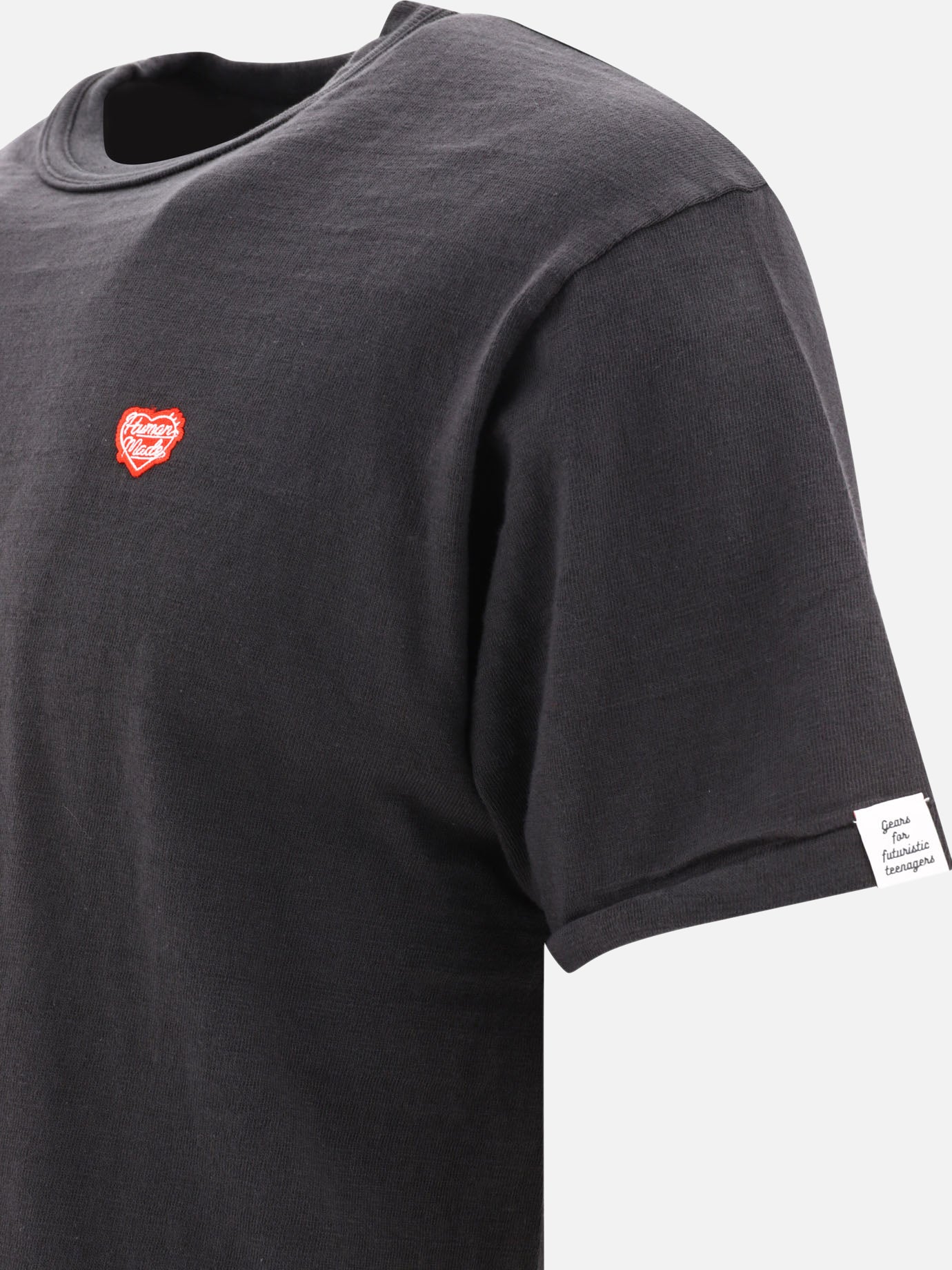 "Heart Badge" t-shirt