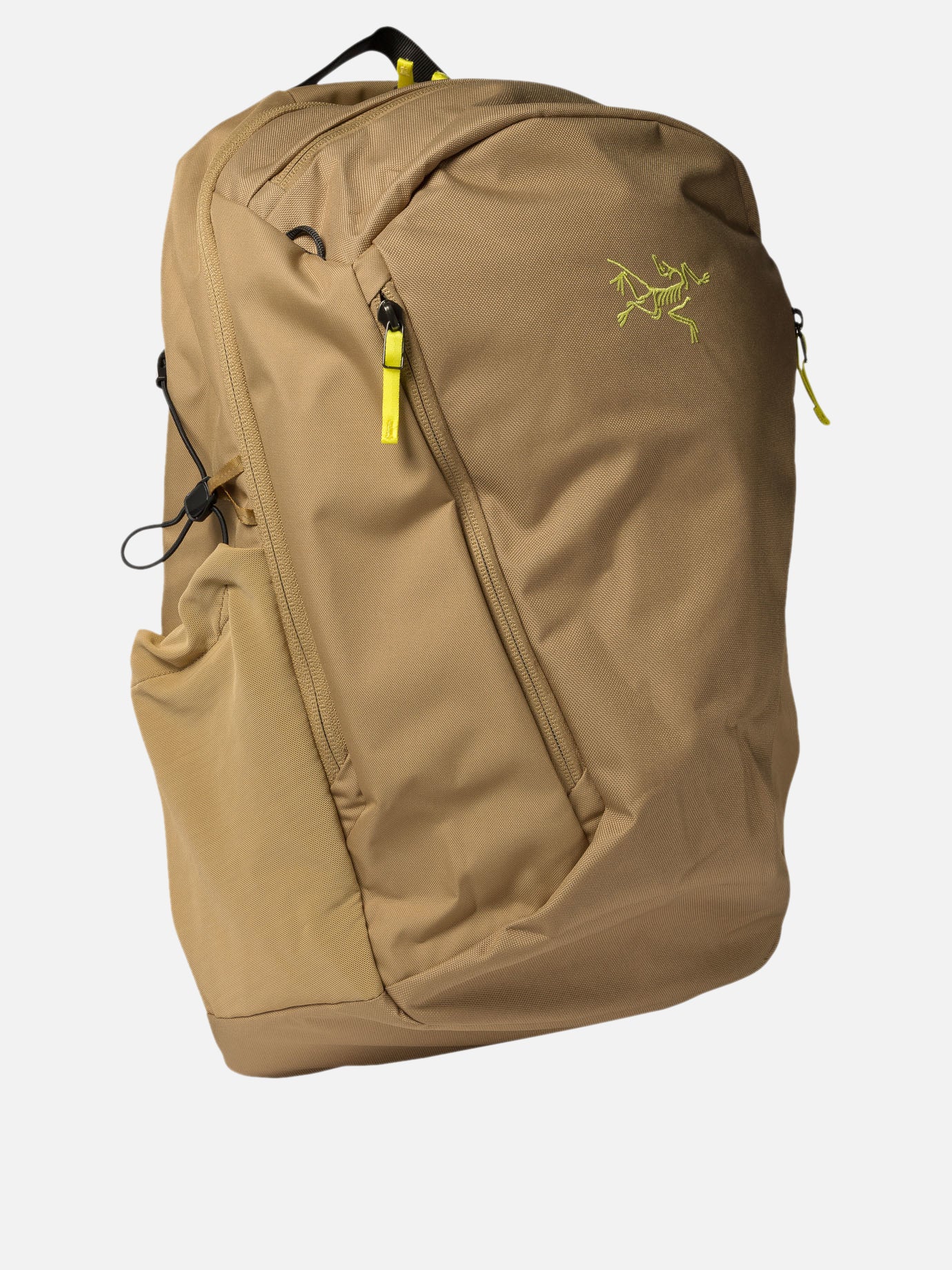 Arc'teryx "Mantis 26" backpack Beige