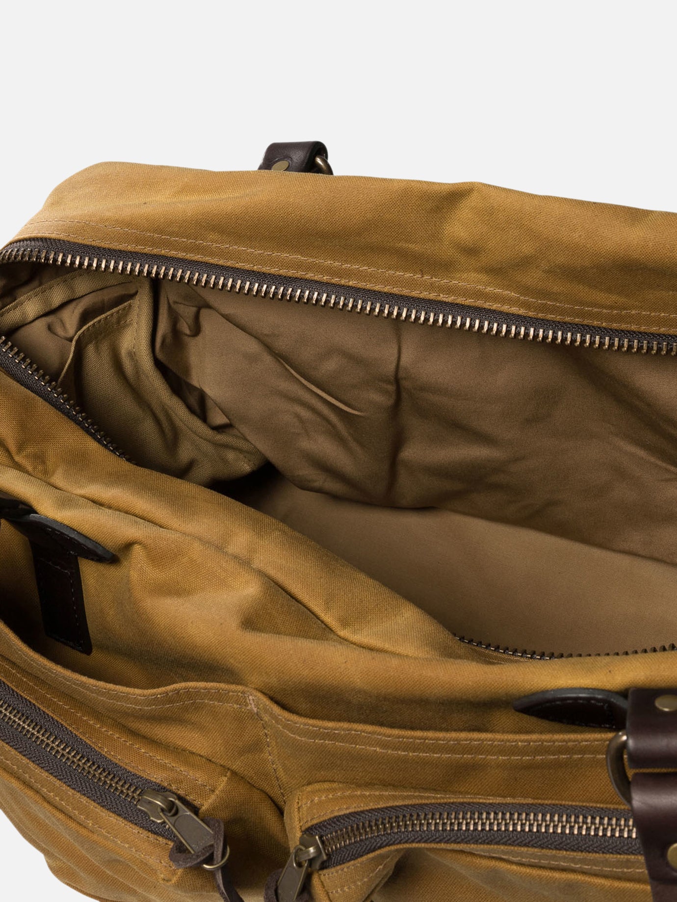 "48 Hour" duffle bag