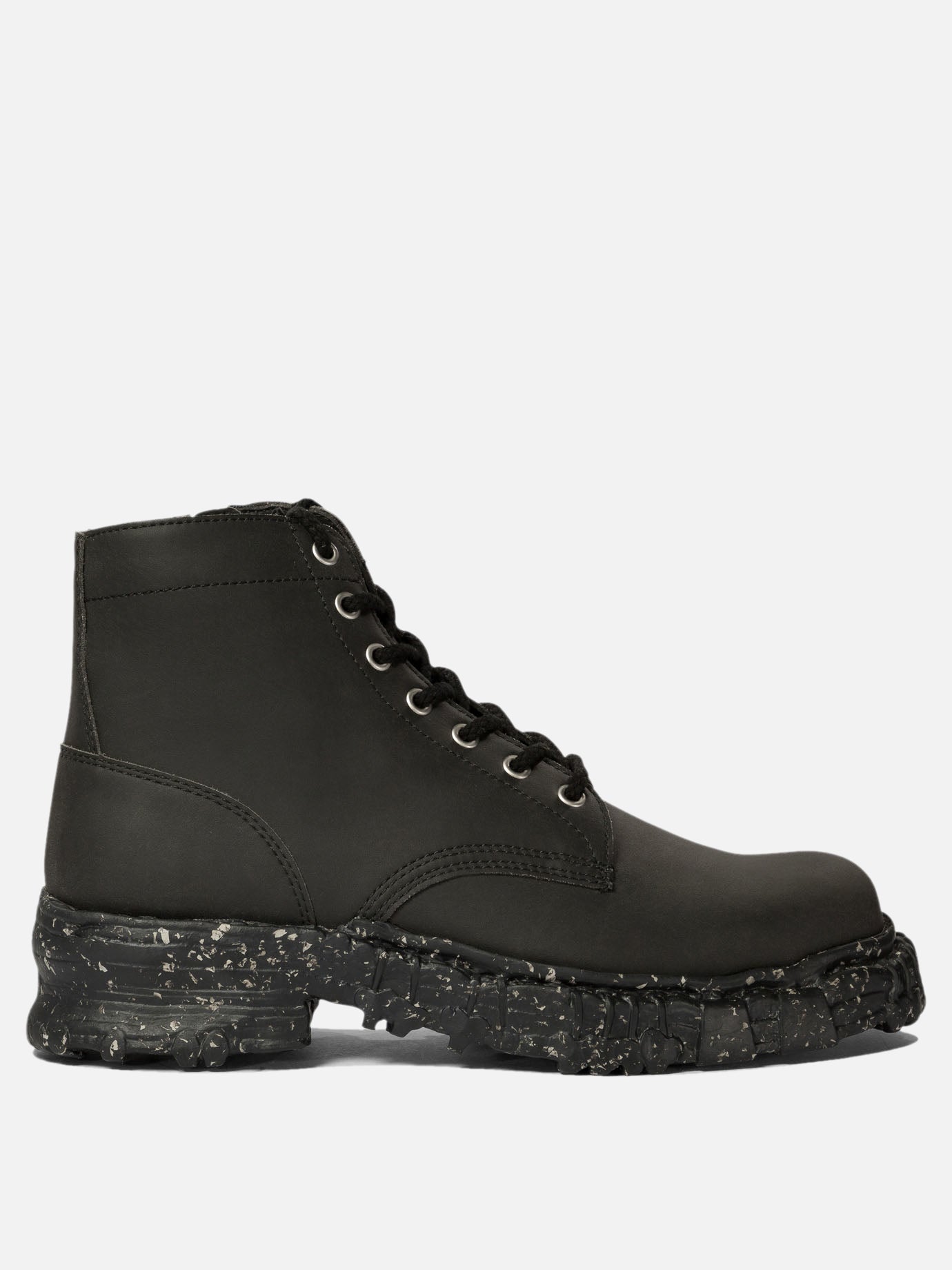 Vintage-like combat boots