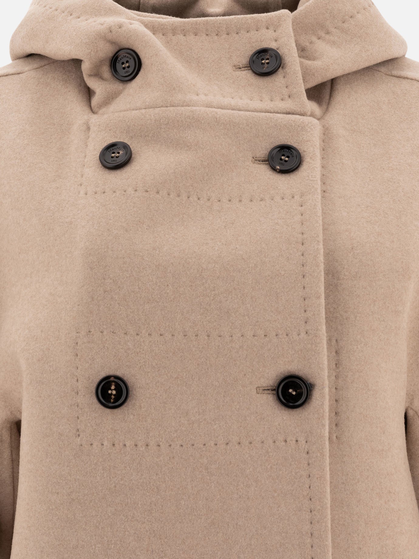 Max Mara Double-breasted coat in wool and cashmere Beige