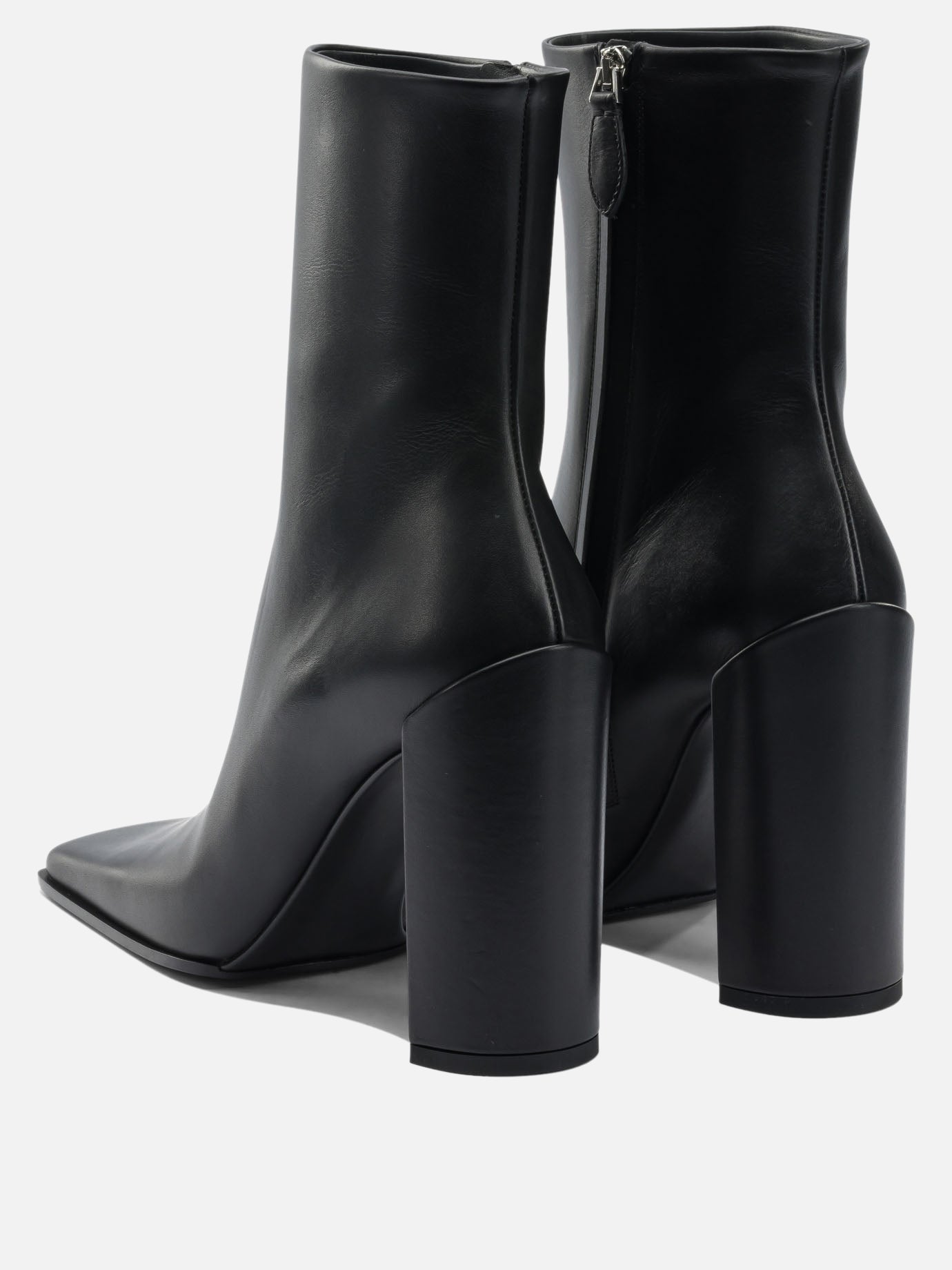Zipped boots 95% lamb leather 5% leather - 80% lamb leather 20% rubber  Black - Alaïa Women | PDP | VIETTI Online Store | thumbnail_4