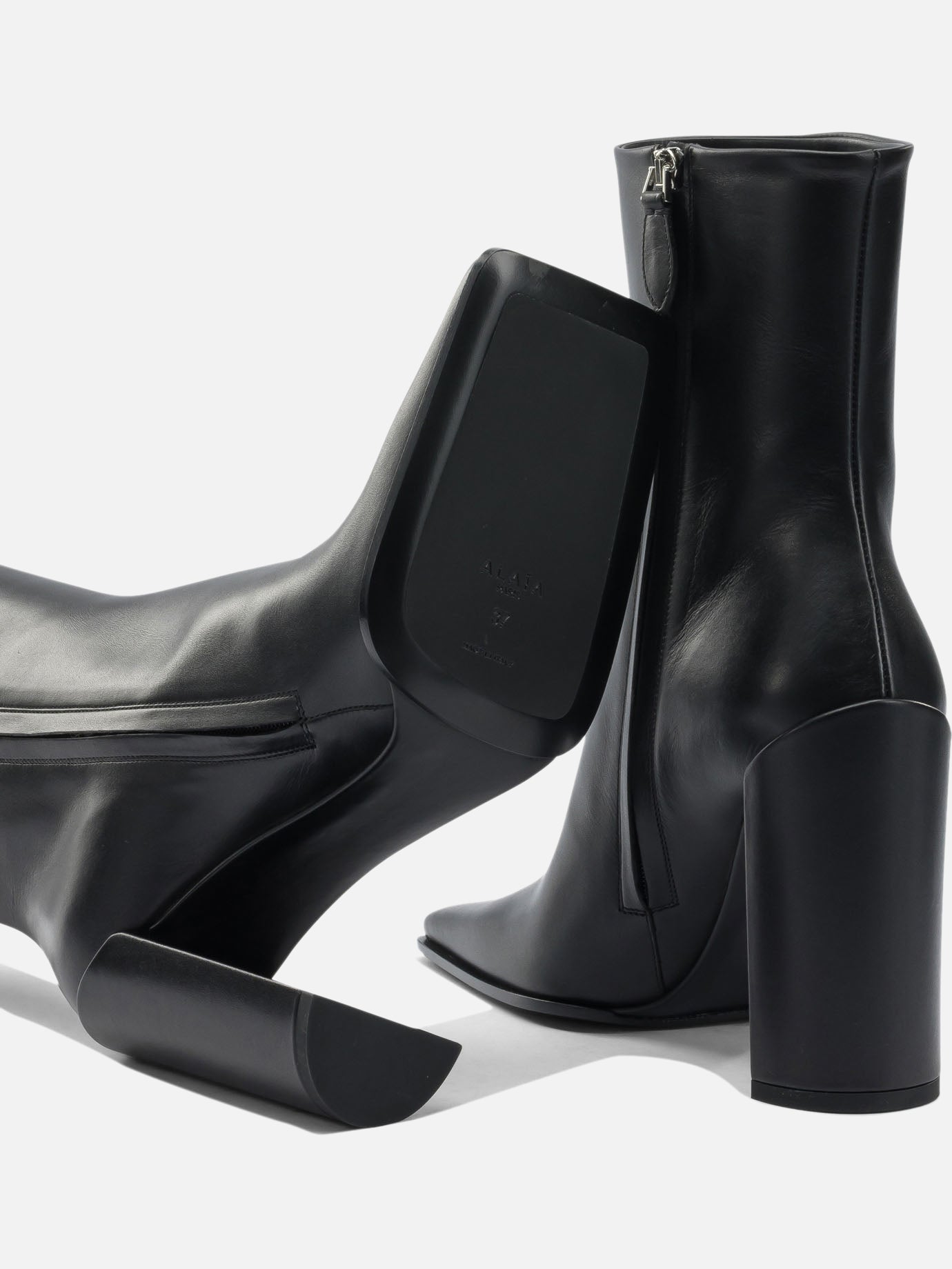 Zipped boots 95% lamb leather 5% leather - 80% lamb leather 20% rubber  Black - Alaïa Women | PDP | VIETTI Online Store | thumbnail_5