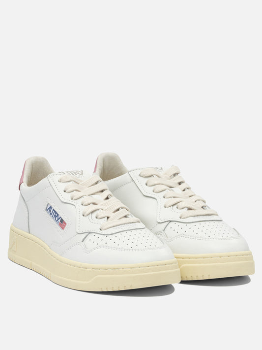 Low top sneakers 100% cow leather - 100% rubber  White - Autry Women | PLP | VIETTI Online Store | 2
