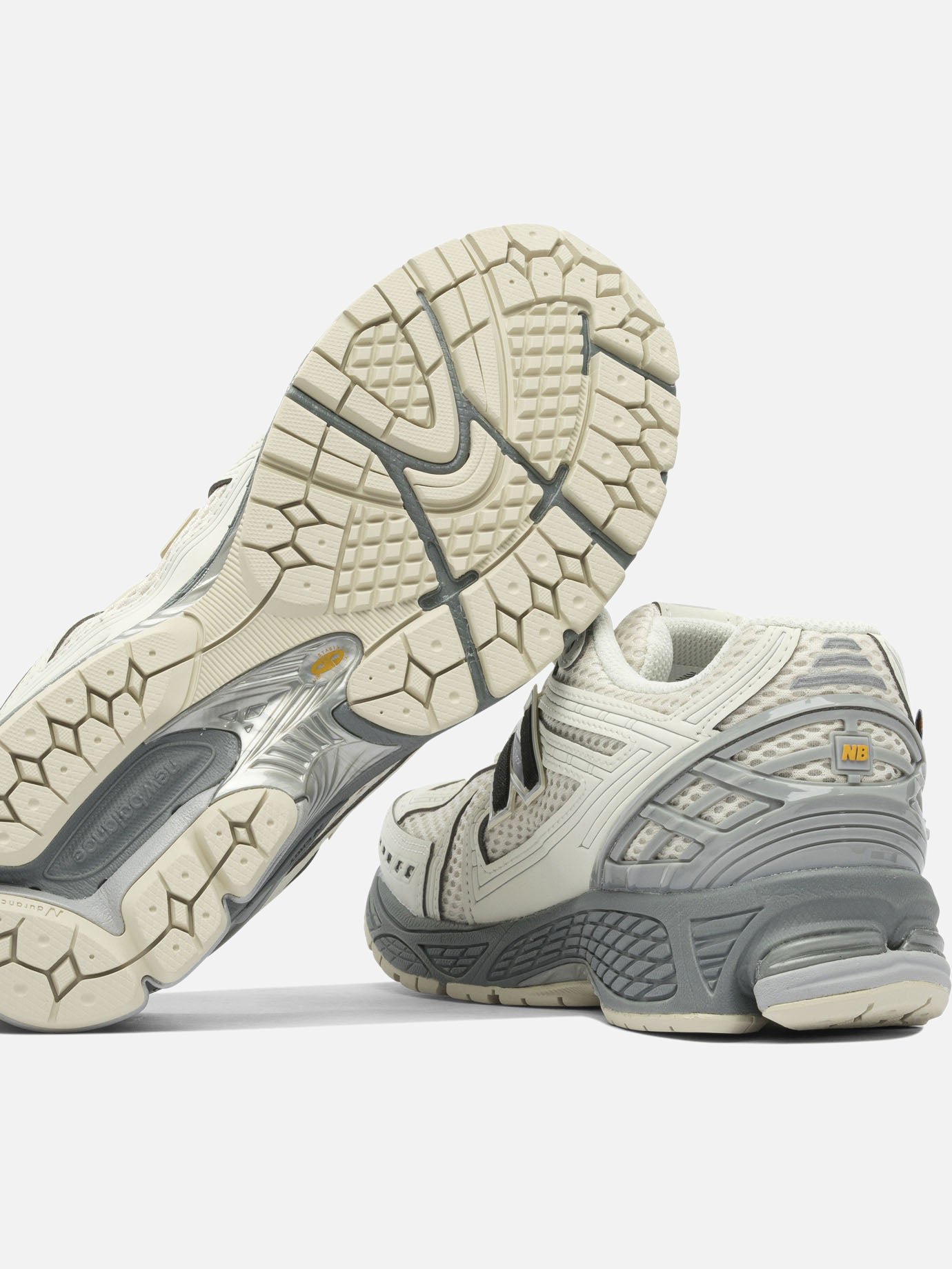 Sneaker basse 80% mesh 20% synthetic leather - 100% rubber  Bianco - New Balance Uomo | PDP | VIETTI Online Store | Zoom-Modal_5
