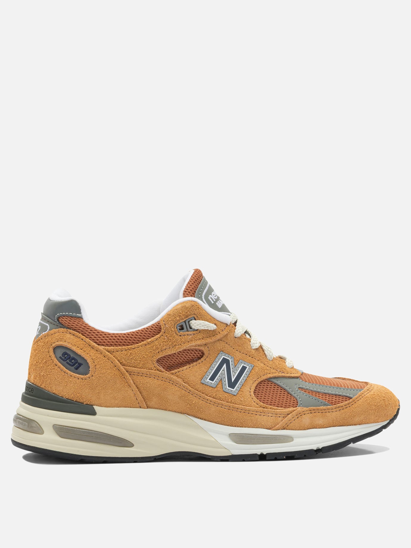 Low top sneakers 100% suede - 100% rubber  Orange - New Balance Men | PDP | VIETTI Online Store | Zoom-Modal
